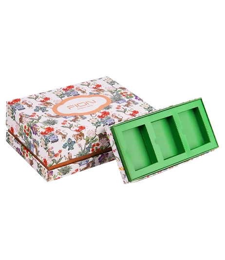 Aqueous-coated-retail-box-with-embossing-design