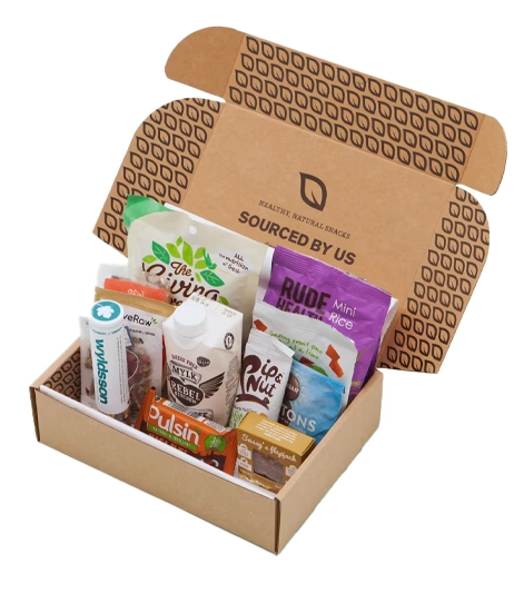 Artistic-stationery-subscription-mailer-custom-boxes