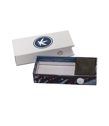 Child-resistant-CBD-oil-packaging-with-inserts