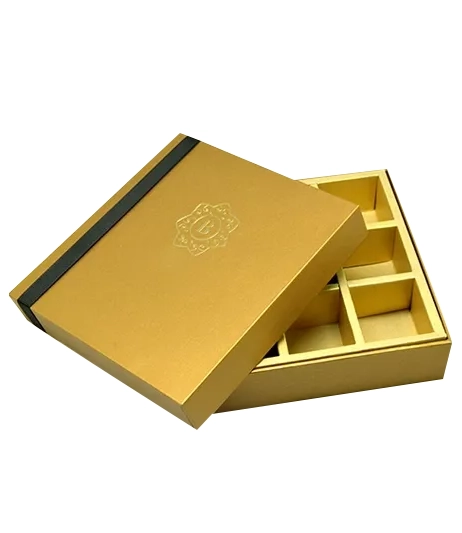 Custom-gold-foil-packaging-boxes-for-luxury-products
