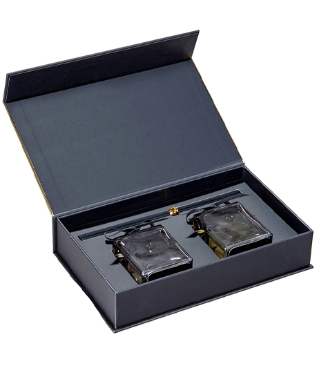 Custom-reed-diffuser-box-with-magnetic-closure