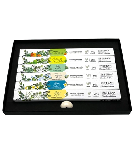 Disposable-bamboo-chopstick-packaging-box-with-logo
