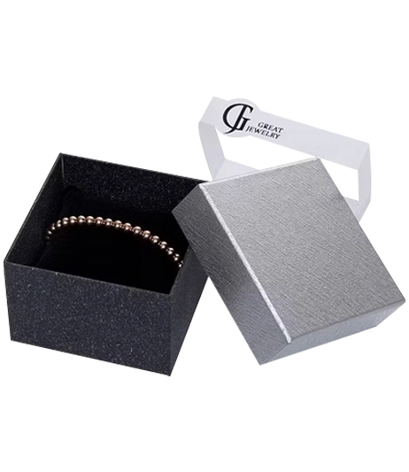 Elegant-bangle-packaging-with-velvet-insert