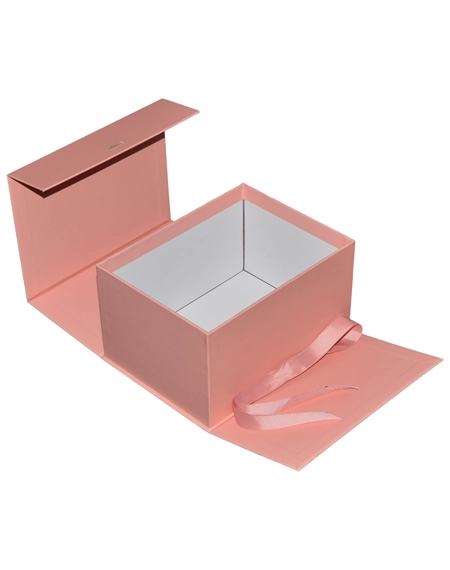 Flip-top-magnetic-closure-box-for-athletic-joggers