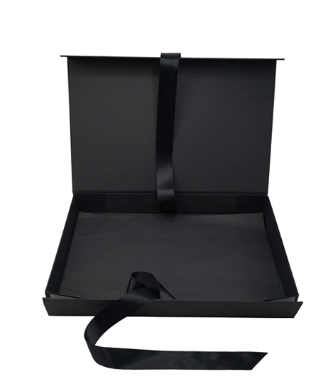 Foldable-cloth-packaging-boxes-with-protective-linings-custom-boxes_1759382589