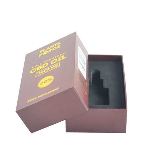 Luxury-CBD-oil-packaging-with-foil-stamping
