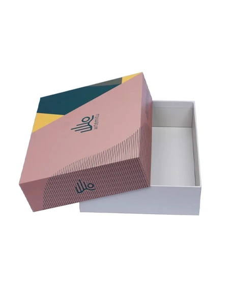 Luxury-Custom-Garment-Box-with-Foil-Logo