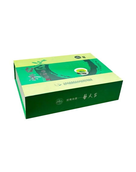 Luxury-Detox-Tea-gift-packaging-with-magnetic-closure