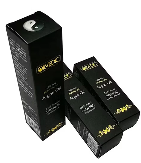 Luxury-foil-stamped-moisturizer-box