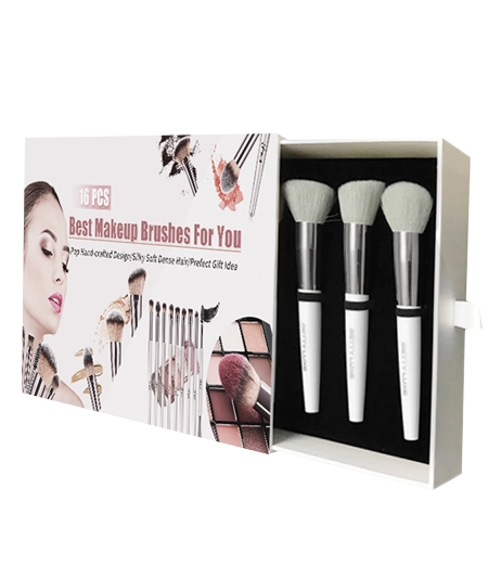 Makeup-brush-sleeve-packaging-with-foil-logo