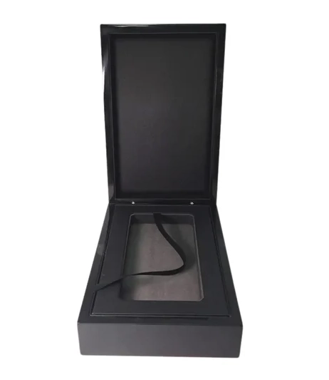 Printed-tuck-end-box-for-single-phone-case
